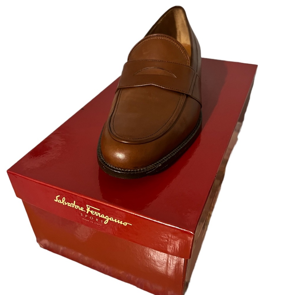 Brand new with original box Ferragamo women shoes 8 1/2